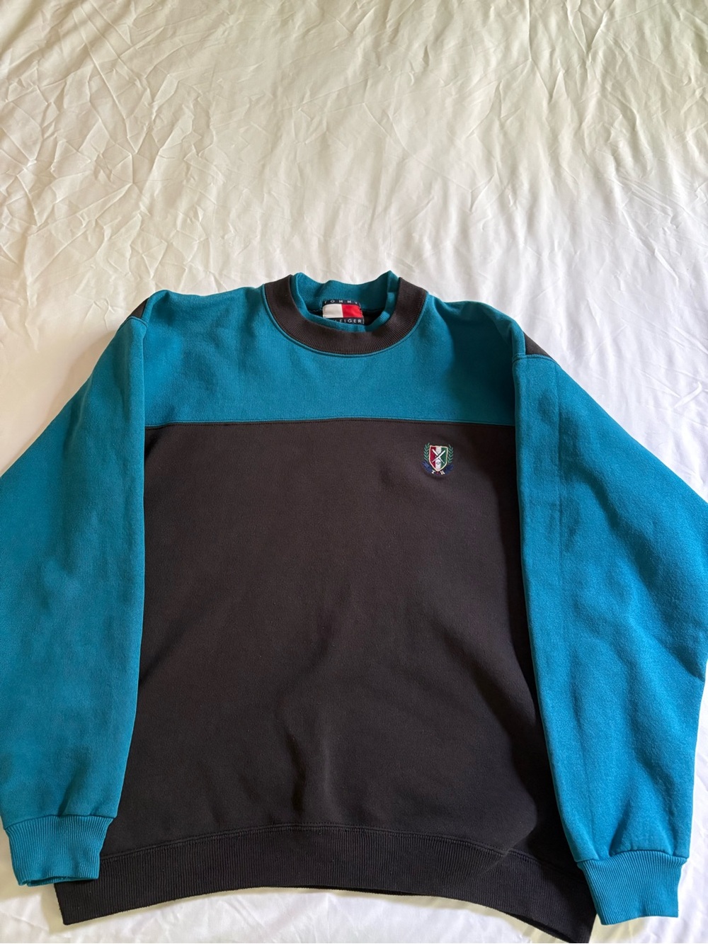 Vintage Tommy Hilfiger Crewneck
